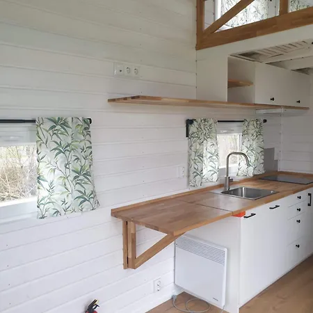 Tinyhouse Hernen Kemping *